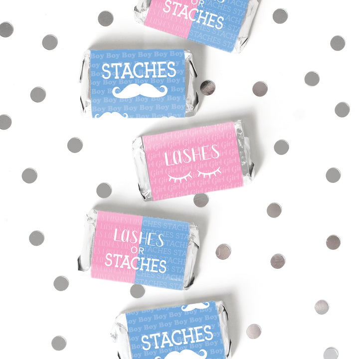 Fiesta de revelación de género: Pestañas o Staches - Calcomanías para baby shower de equipo para niño o niña - Mini calcomanías para barra de dulces - Se ajustan a miniaturas de Hershey® - 45 calcomanías