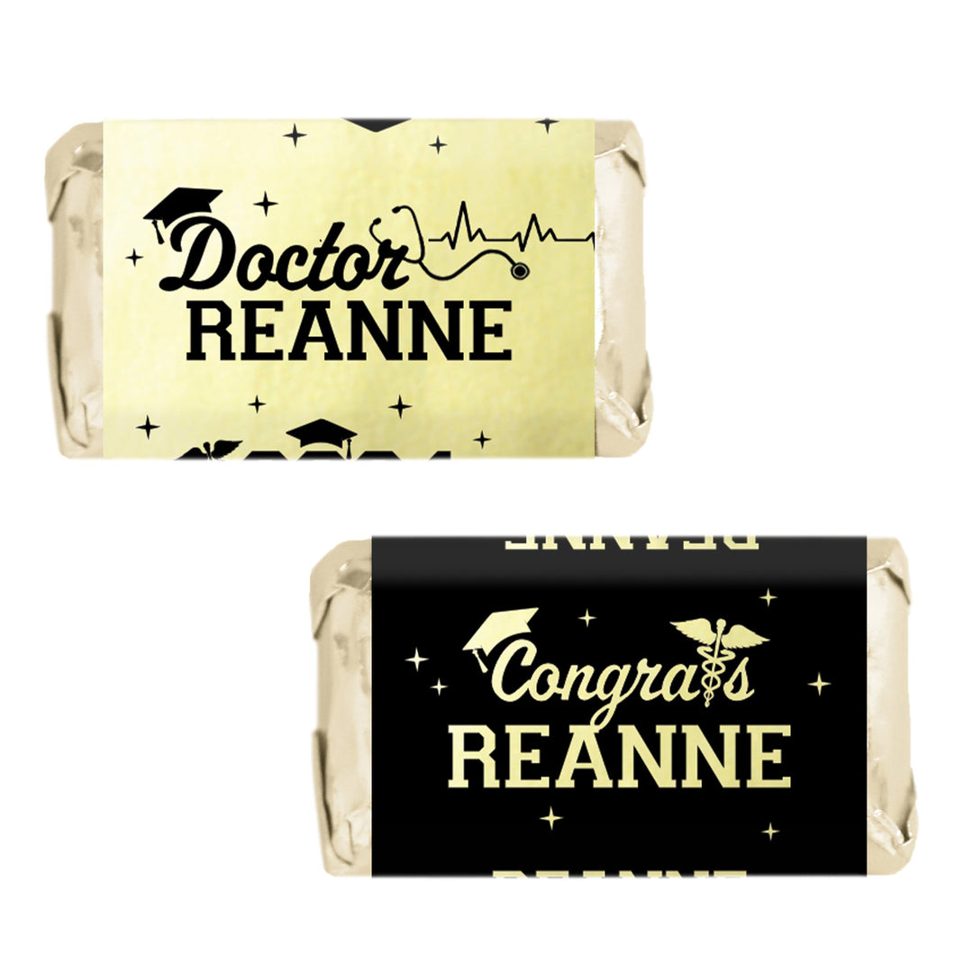 Graduación personalizada de título médico en medicina: negro y dorado - Nombre y año personalizados - Envoltorios para barra de dulces - Se adapta a miniaturas Hershey® - 45 pegatinas