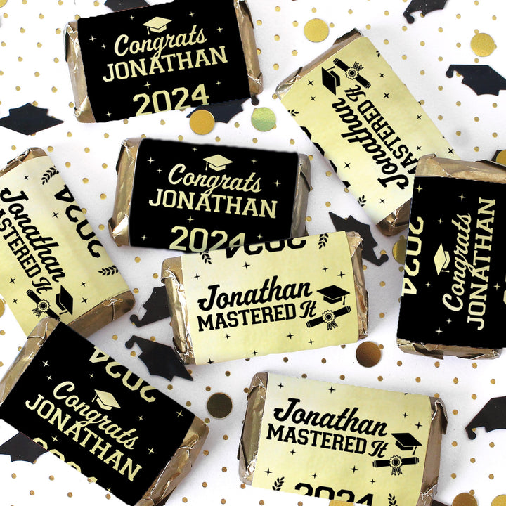 Graduación de maestría personalizada: negro y dorado - Nombre y año personalizados - Envoltorios para barra de chocolate - Se adapta a miniaturas Hershey® - 45 pegatinas
