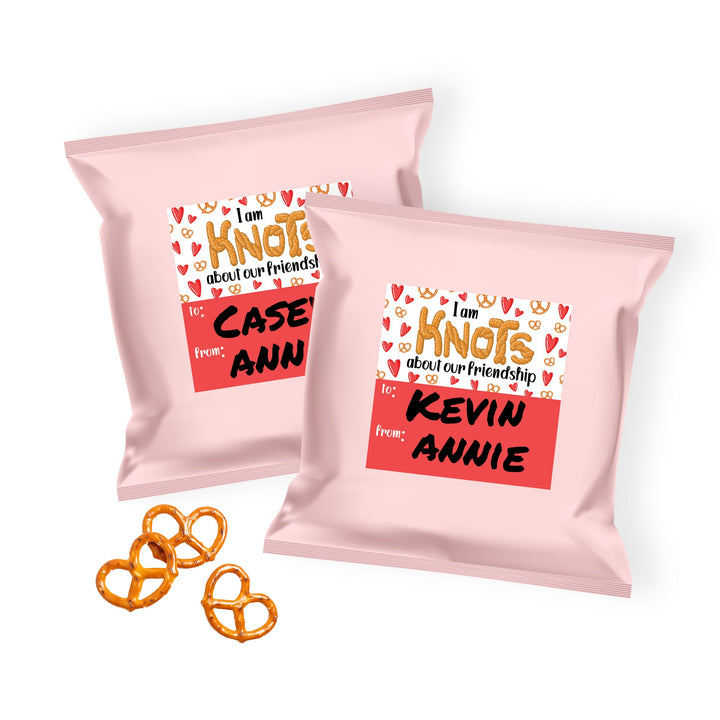 Pegatinas de regalo del día de San Valentín: Nudos sobre nuestra amistad - Pegatinas de bolsa de pretzel - 32 pegatinas