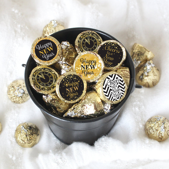 New Year's Eve Party: 2024 Midnight Kisses - Party Favor Stickers - Fits on Hershey®  Kisses - 180 Pack
