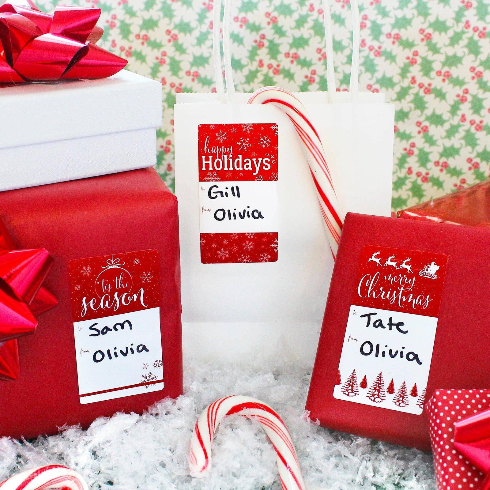 Christmas Gift Tag Stickers: Classic Red - Traditional Christmas - 75 Stickers - Distinctivs Party